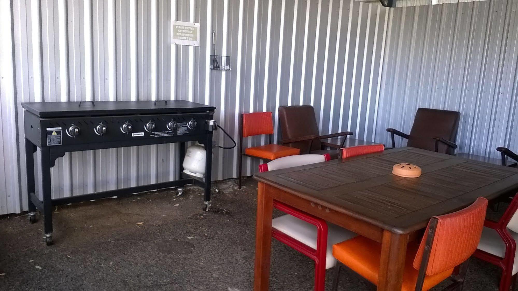Warren Motor Inn Extérieur photo