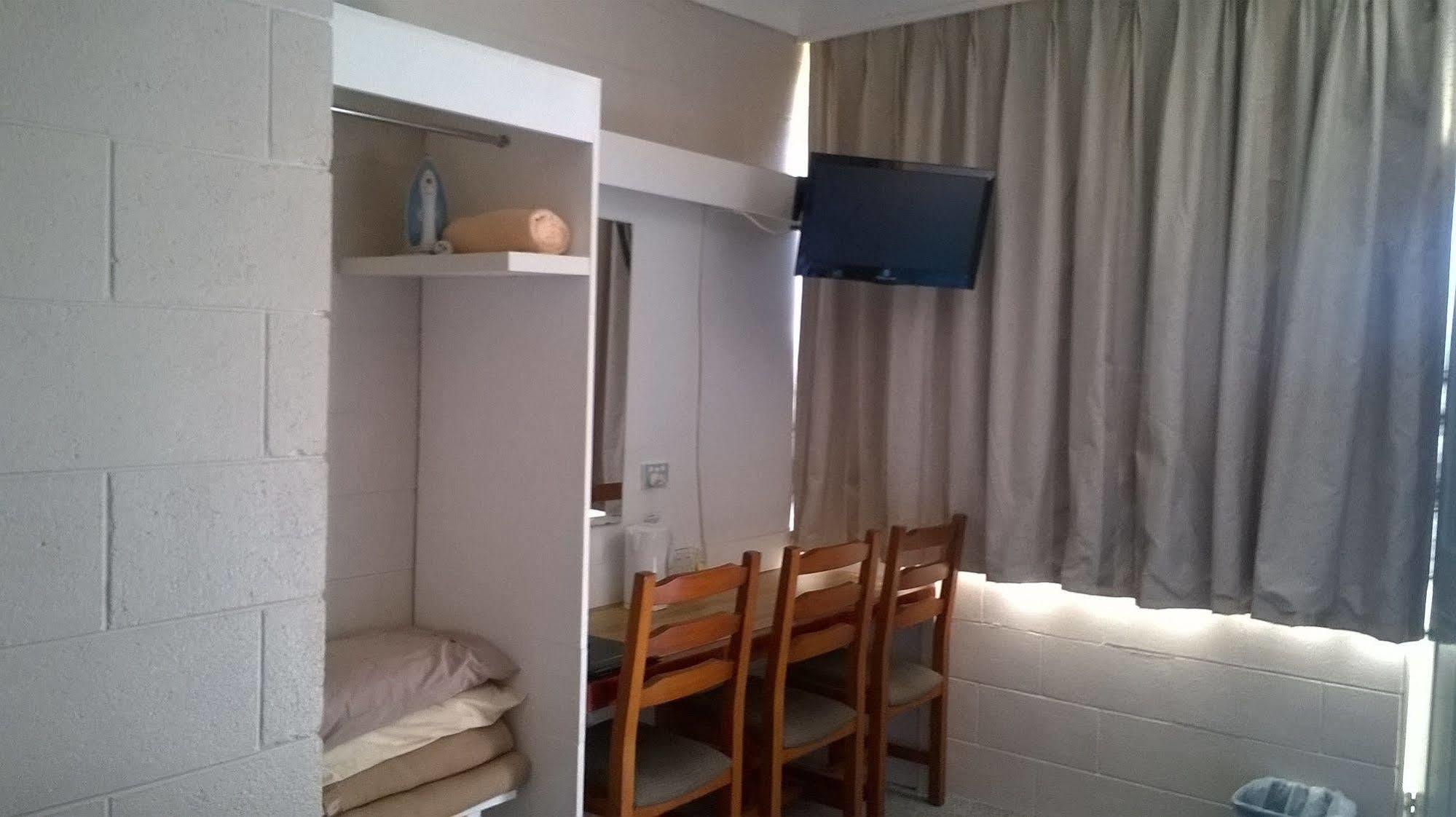Warren Motor Inn Extérieur photo